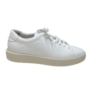 Everlane ReLeather like new unisex all white sneaker size 8 women size 6 men